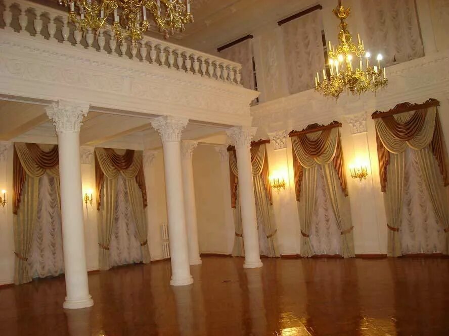 Дворец бракосочетания ульяновск. Дворец дружбы народов губернаторский ульяновск. Библиотека имени ленина ульяновск. Дворец бракосочетания ульяновск. Дворцов ульяновск.