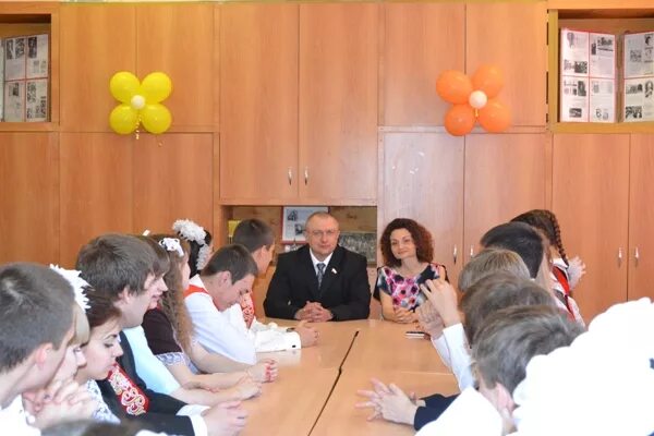 Учителя 102. Учителя 102. 33 школа волгоград. Лицей 102 железногорск красноярский. Учителя 102.