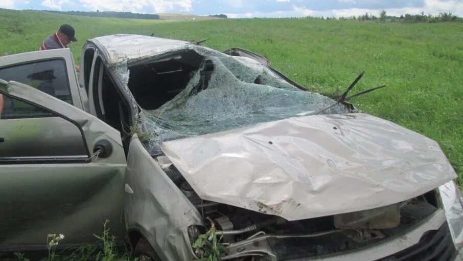 Янаул бураево. Янаул бураево. Дтп трасса янаул бураево. Дтп в бураево за последние сутки. Бирск дюртюли дорога.