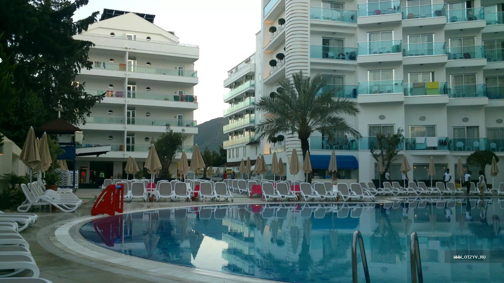 Отель в турции blue bay platinum. Blu by platinum мармарис. Туи блю мармарис. Blue bay platinum мармарис. Отель мармарис blue bay.