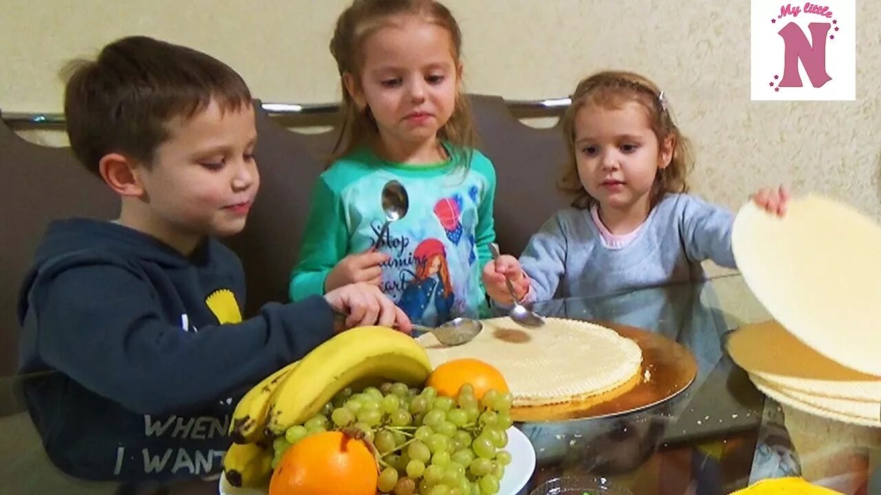 Катя и макс 2023. Настя и катя захаровы. Катя и макс парк аттракционов. Видео макс настя. Видео макс настя.