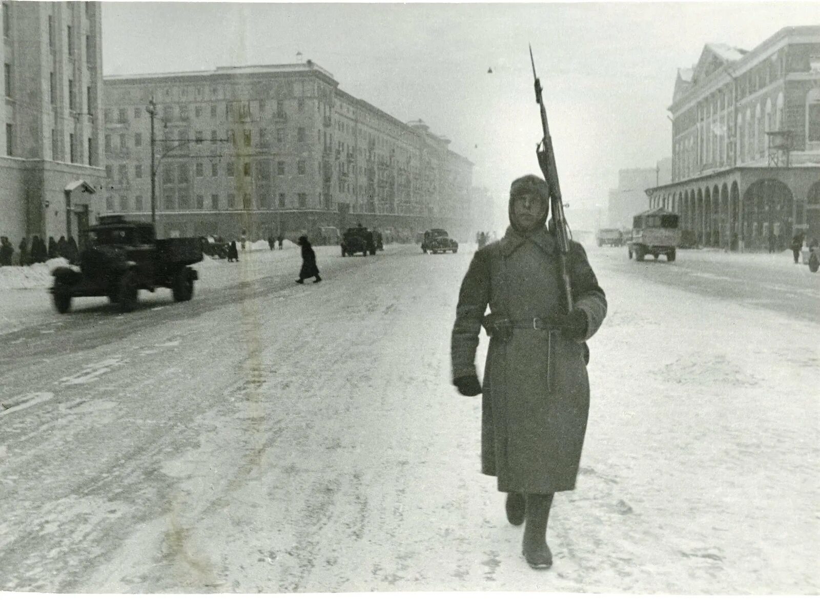 Москва военное время. Москва в военные годы 1941 1945. Москва 1941 год. Москва осень 1941. Москва осенью 1941.