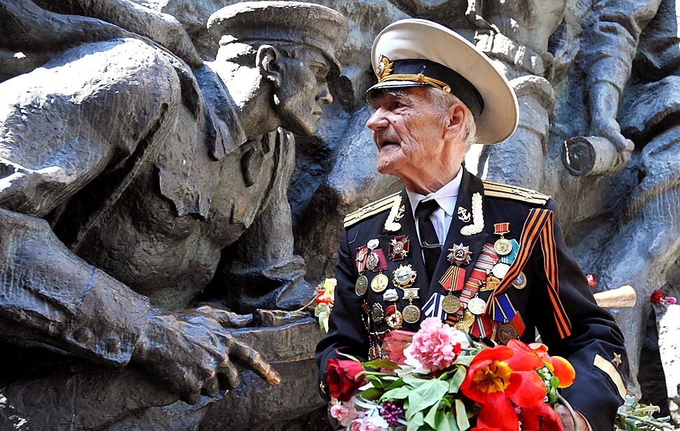 Ветераны великой отечественной помним. Победа в великой отечественной войне. с днем победы. день победы ветераны. воин великой отечественной войны.