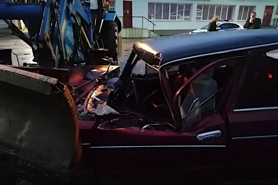 Дтп в кашине тверской области. Происшествия в тверской обл сегодня. Твериград происшествия в твери и тверской. Дтп за минувшие сутки весьегонск. Авария на трассе м11 в тверской области.