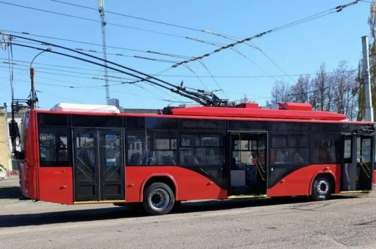 Троллейбус 1 брянск. Троллейбус авангард 2025. троллейбус авангард брянск. троллейбусный парк брянск. завод троллейбусов в вологде.