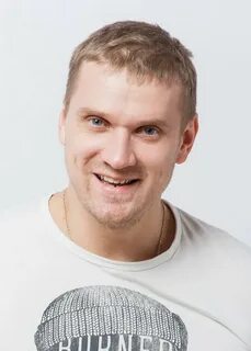 Актер азаров