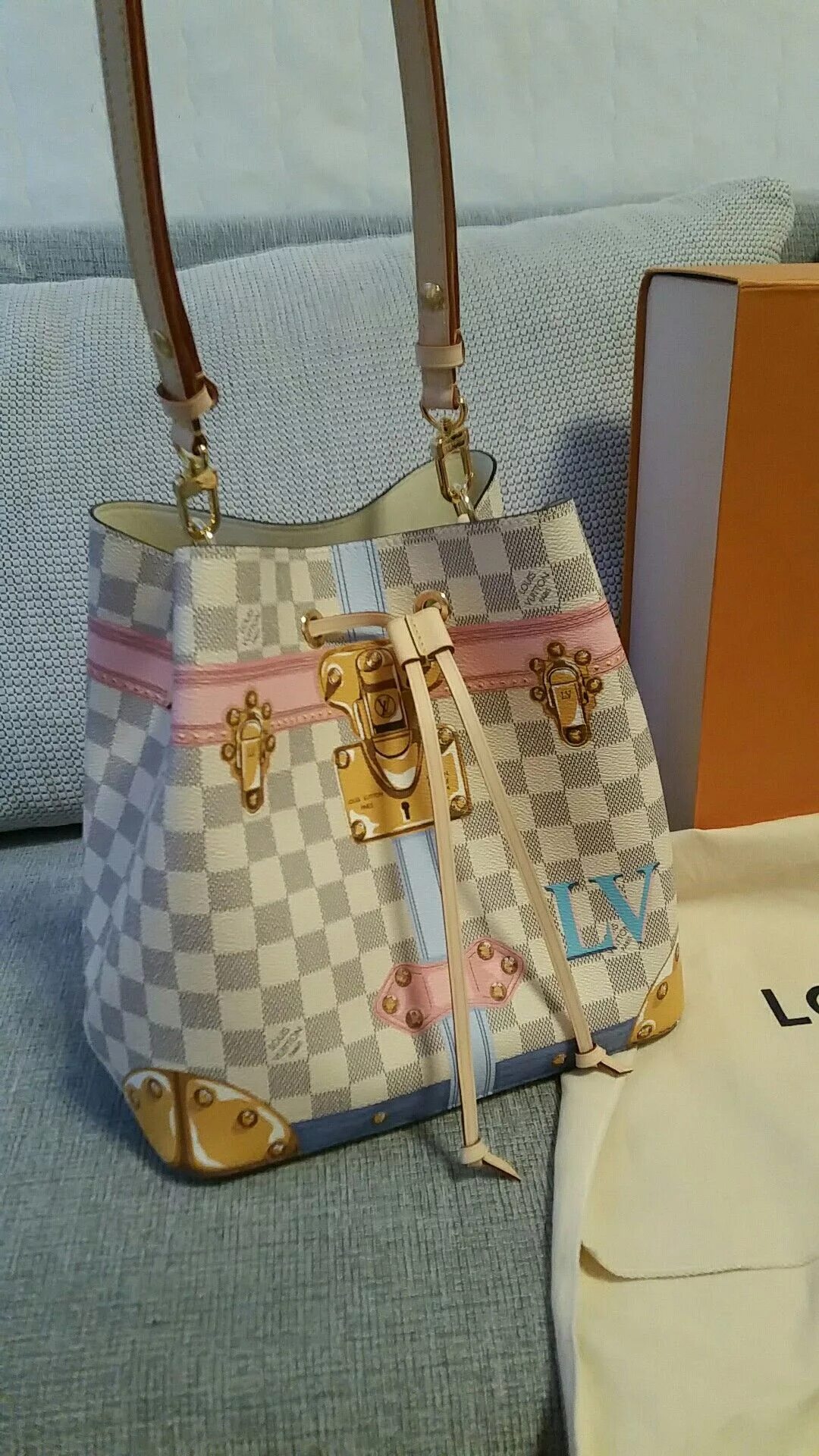 Сумка тоут луи виттон. Сумка louis vuitton n60027 pochette milla mm damier azur canvas white. Louis vuitton косметичка damier azur. Louis vuitton artsy. Сумка луи виттон бежевая.