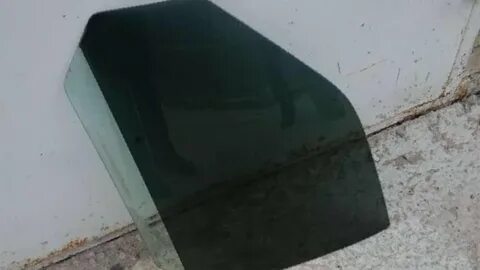 Стекло боковое ваз 2110