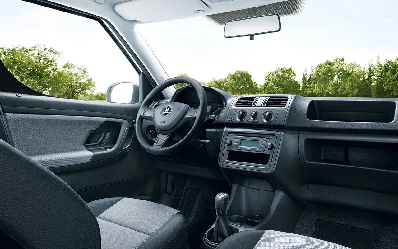 Skoda roomster салон. Шкода румстер салон. Шкода румстер. Skoda roomster 2012 салон. Skoda roomster 2008 салон.