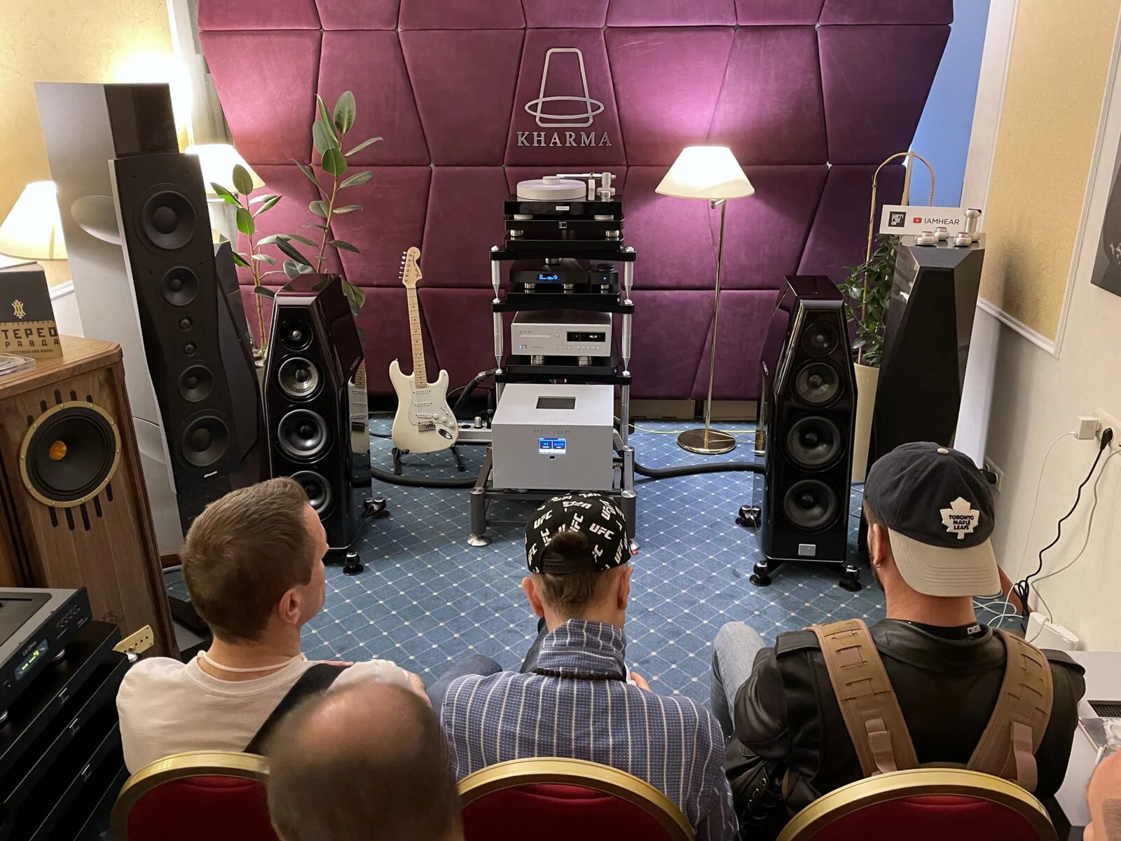 High fi high end show. Hi-Fi Hi-end show 2021. Hi Fi High end show 2021. Выставка Hi Fi в Москве. Выставки Хай фай.