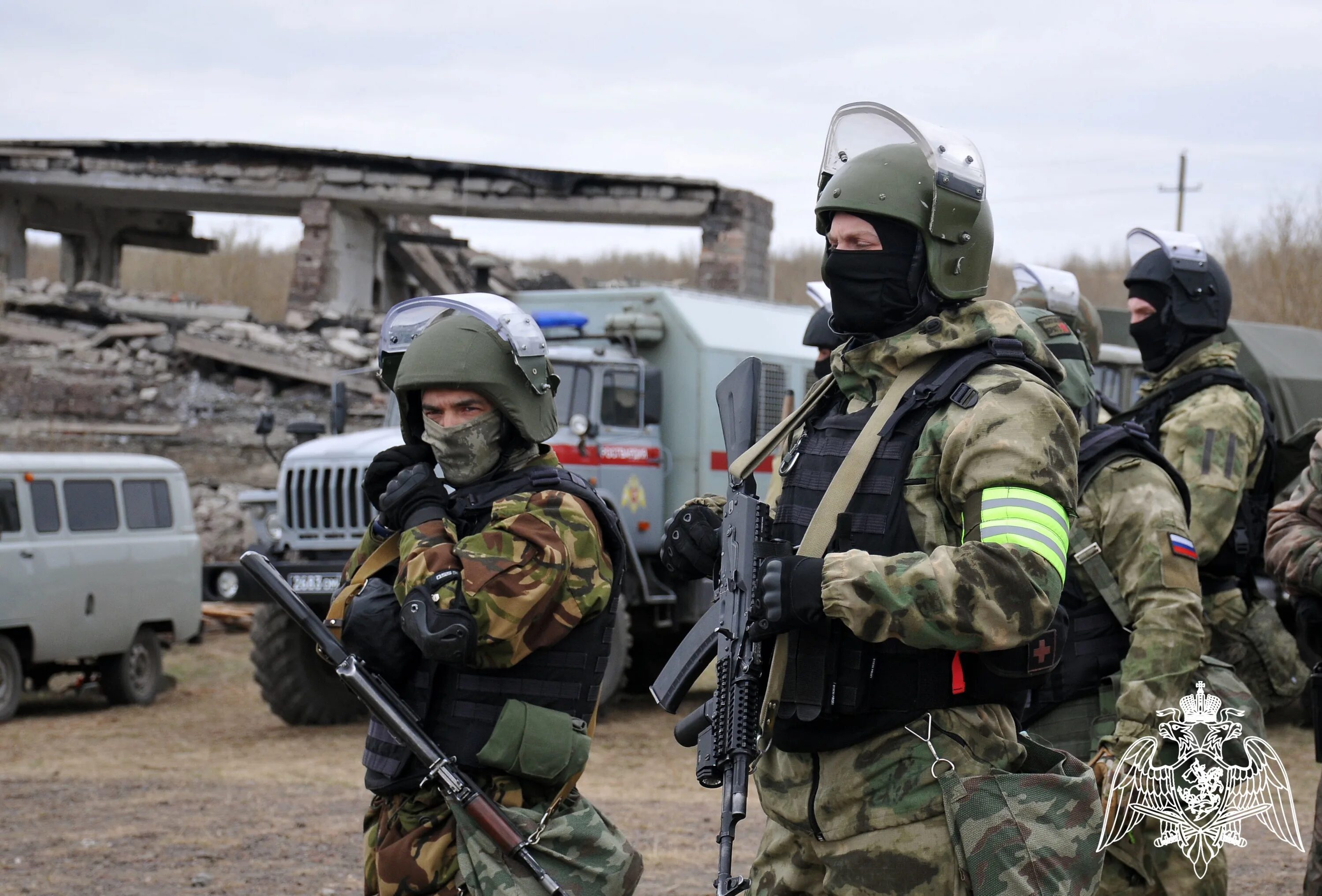Омон аркуда. Уссурийский омон. Сергиево посадский омон чечня март 2000. Махлиё омон. Омон владивосток.