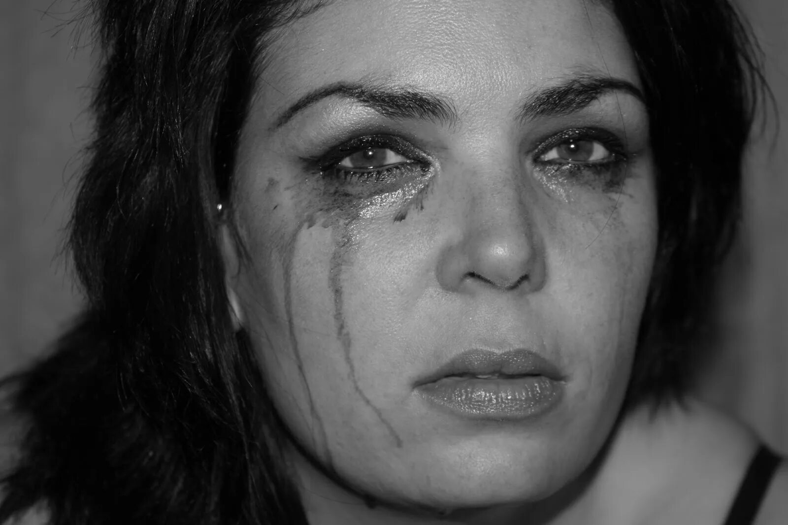 Cry up