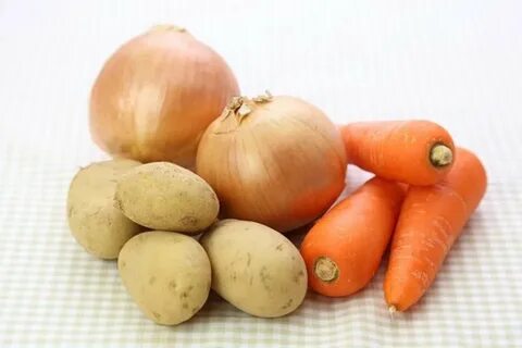 Картофель лук томатная паста морковь