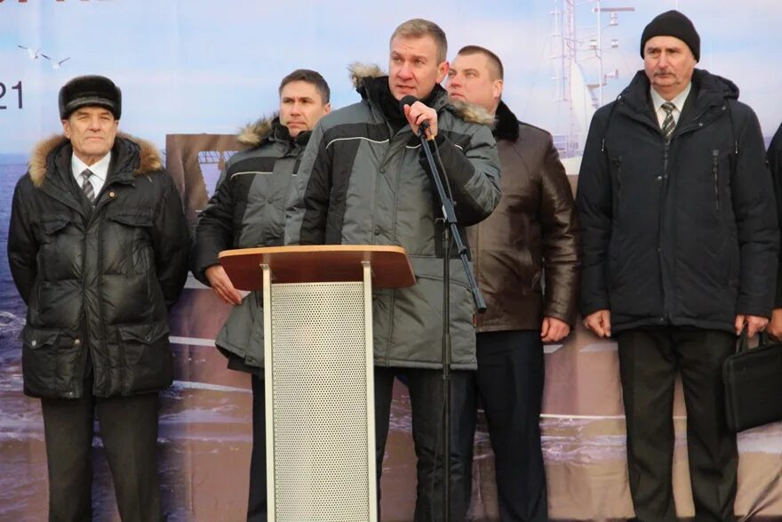 Население судоверфь рыбинск. Посёлок судоверфь рыбинск. Судоверфь рыбинск битва экстрасенсов. Свирская судоверфь. Судостроительный завод вымпел рыбинск.