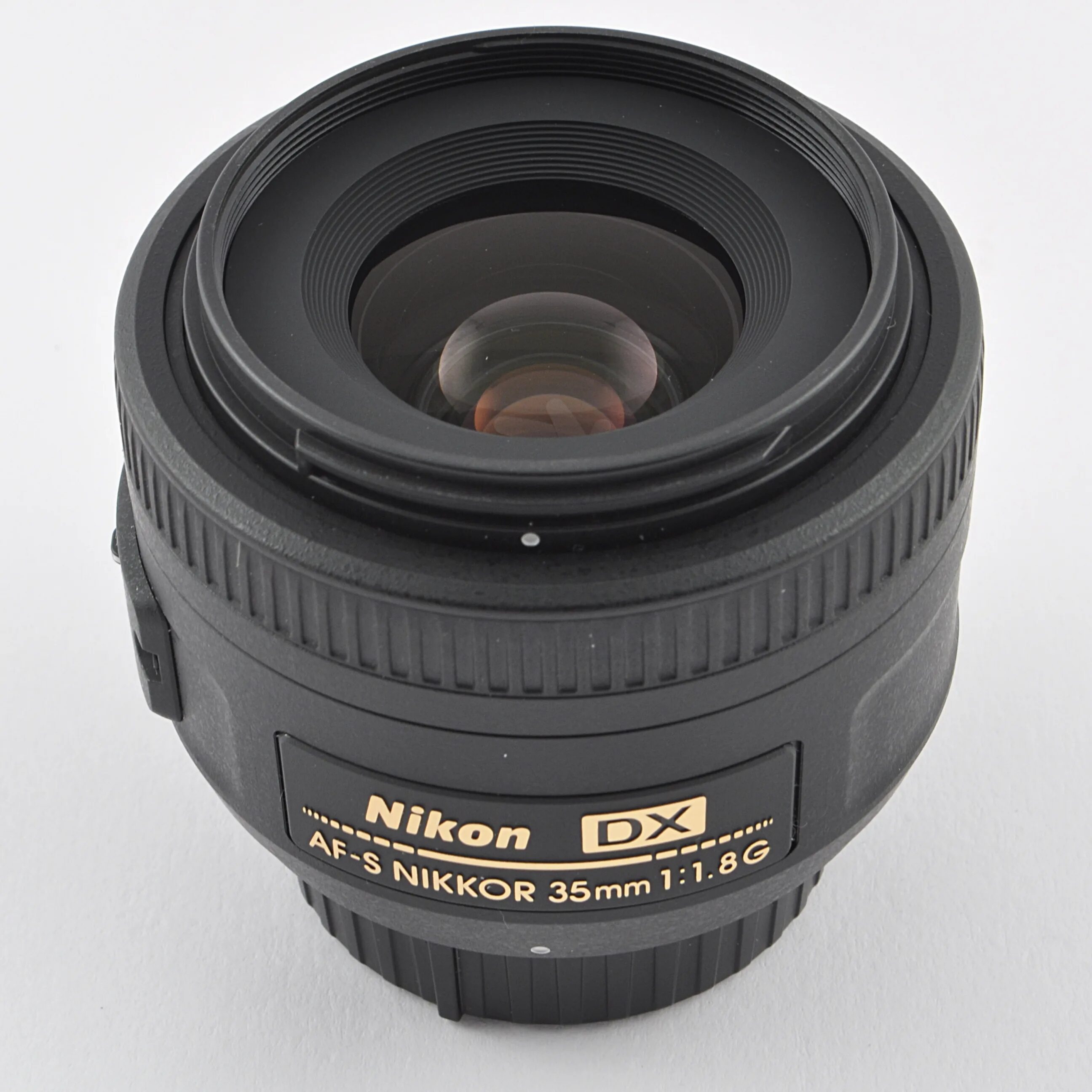 Nikon 35mm f/1.8g. Nikon 35mm f/1.8g af-s DX Nikkor. Nikon DX: Nikon 35mm f/1.8. Объектив Nikon 35mm f/1.8g af-s DX Nikkor, черный. Nikon nikkor 35mm f 1.8 g