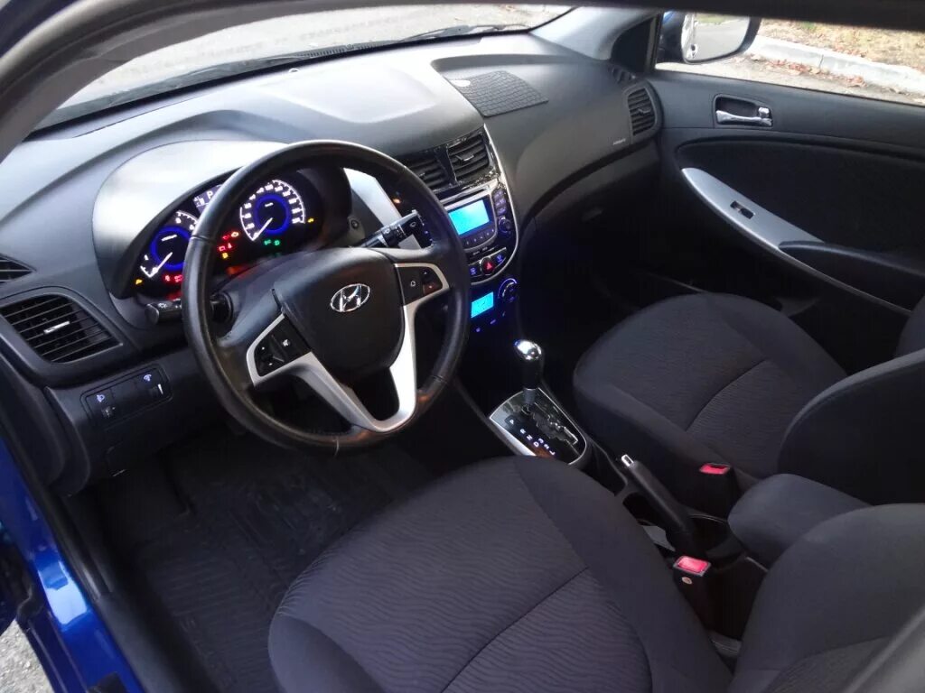 авто хендай солярис автомат. хендай солярис 2013 красный. хендай солярис 6. хендай солярис 11. солярис 2015 1.