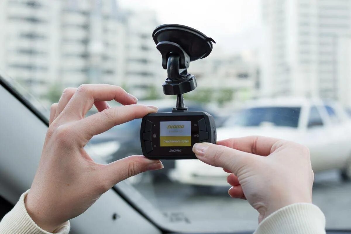 Как выбрать видеорегистратор для автомобиля 2025. Digma freedrive 105. видеорегистратор digma freedrive 105. drv digma freedrive 105 bi.