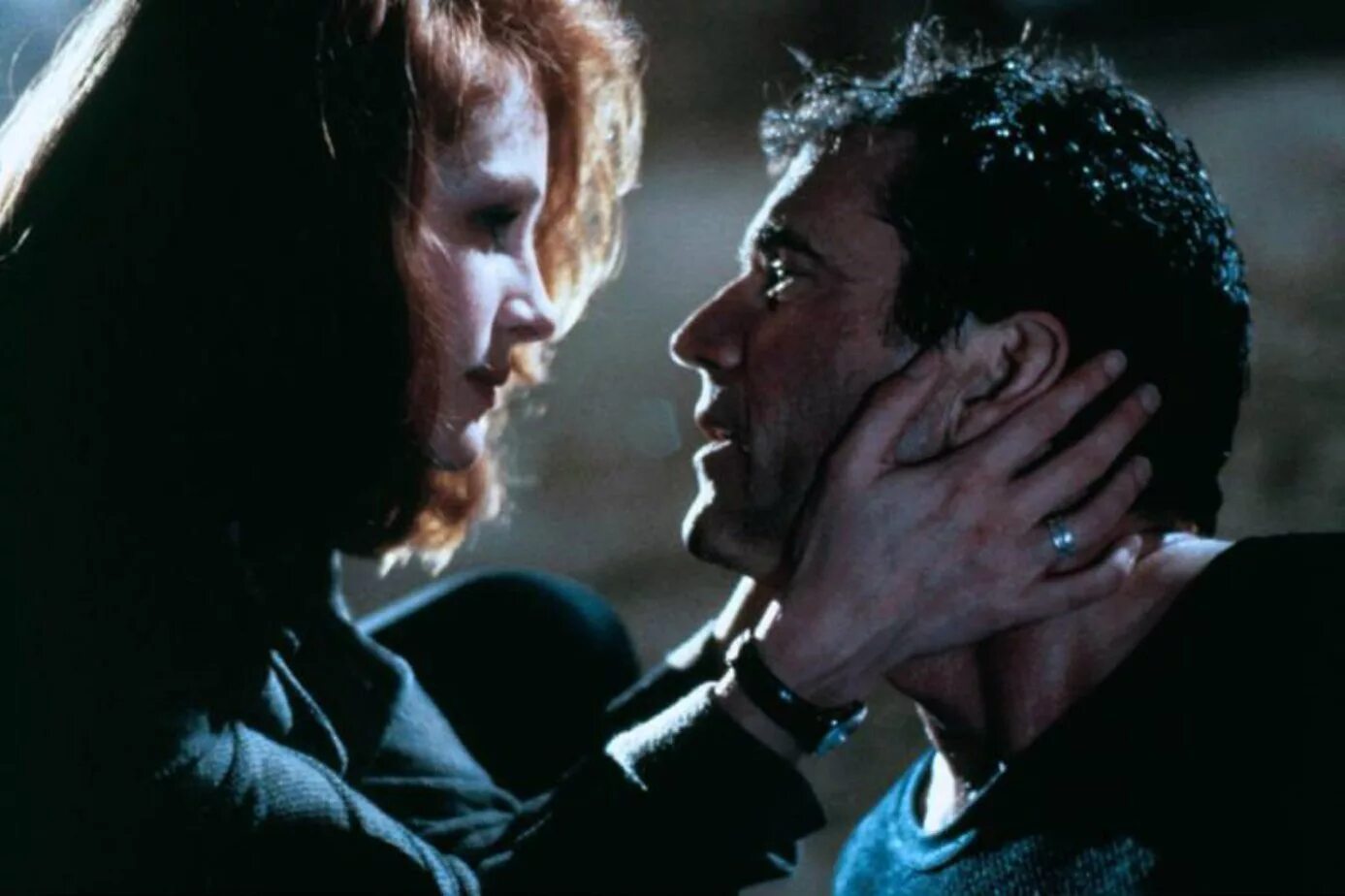 Джулия робертс теория заговора. Теория заговора мэл гибсон. Джулия робертс теория заговора. Мэл гибсон теория заговора 1997. Теория заговора фильм 1997.