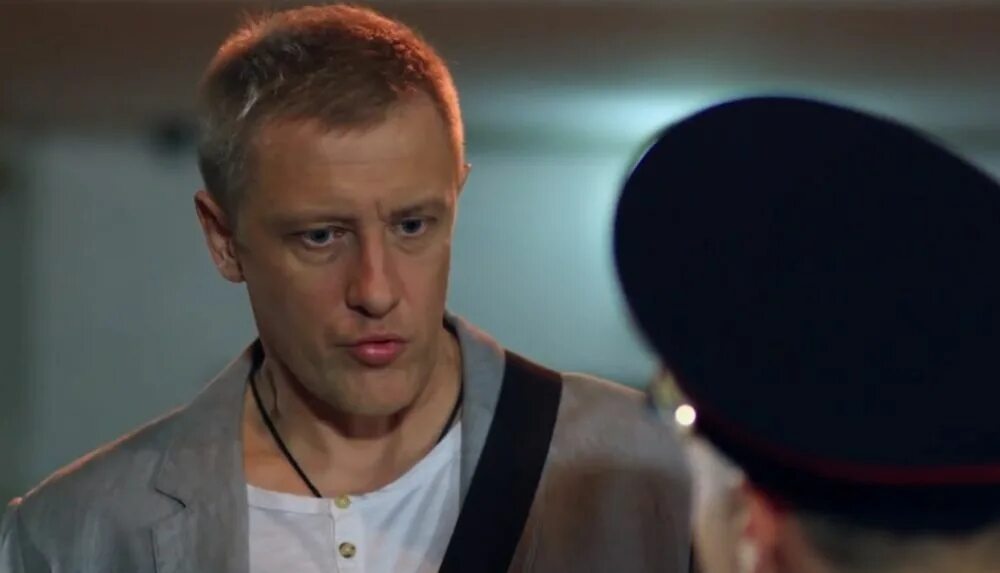 Молодежка дата выхода серий. Борис никитин молодежка. никитин молодежка. никитин молодежка актер. никитин в молодежке.