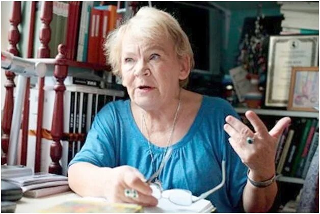 борис михайлович аверин. мариэтта эрнестовна гизе. любовь литературовед. любовь литературовед. татьяна александровна бек стихи.