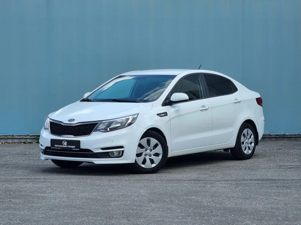 Киа Рио 2016 белая. Kia Rio 2016 1.6 at белый седан. Киа Рио белая 2016 год. Kia Rio 2017 1.6 at хэтчбек. Купить киа рио в пензе