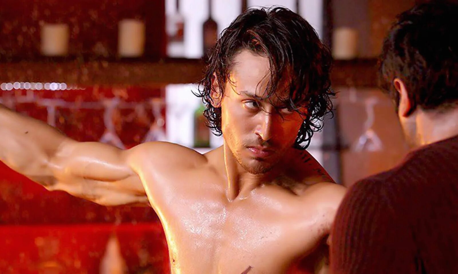 Тайгер шрофф бунтарь. Тайгер шрофф бунтарь. Бунтарь 2016 тайгер шрофф. Тайгер шрофф бунтарь 1. Тайгер шрофф 2020.