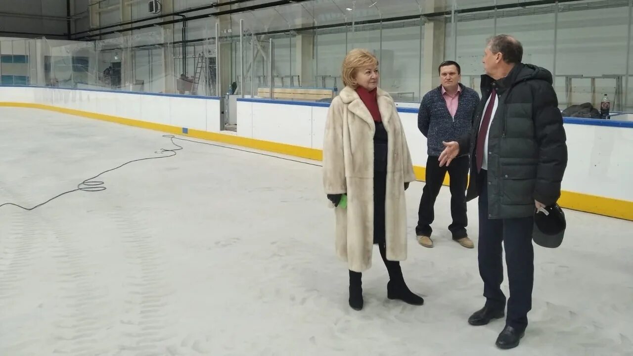 Ледовая арена вологда поэта. Новый ледовый дворец в вологде ярославская. Ледовый дворец вологда арена. Ледовая арена вологда в бывалово. Ледовая арена вологда.