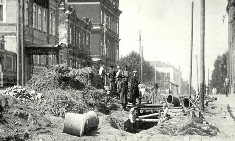 Первый городской водопровод в москве. Канализация 19 веке в Петербурге. Санкт Петербург канализация 19 века. Водопровод в Петербурге в 19 веке. Петербург канализация 18 век.