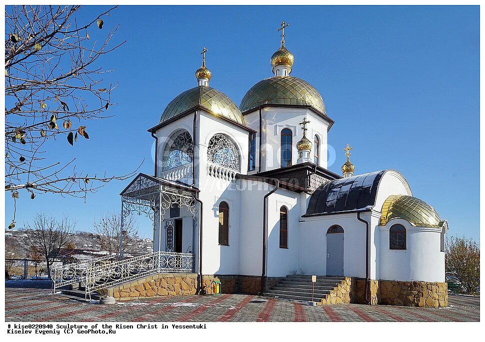 Фотографии: Казачий Никольский Собор в Омске и его иконостасы Архитектура храмов