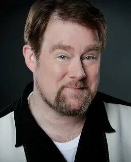 Актер третий