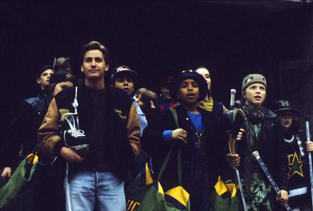 могучие утята (1996). эмилио эстевес могучие утята. могучие утята 1992. могучие утята 1992. могучие утята 1992.