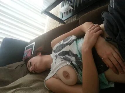 Потрогал Сиську Спящей - Telegraph 