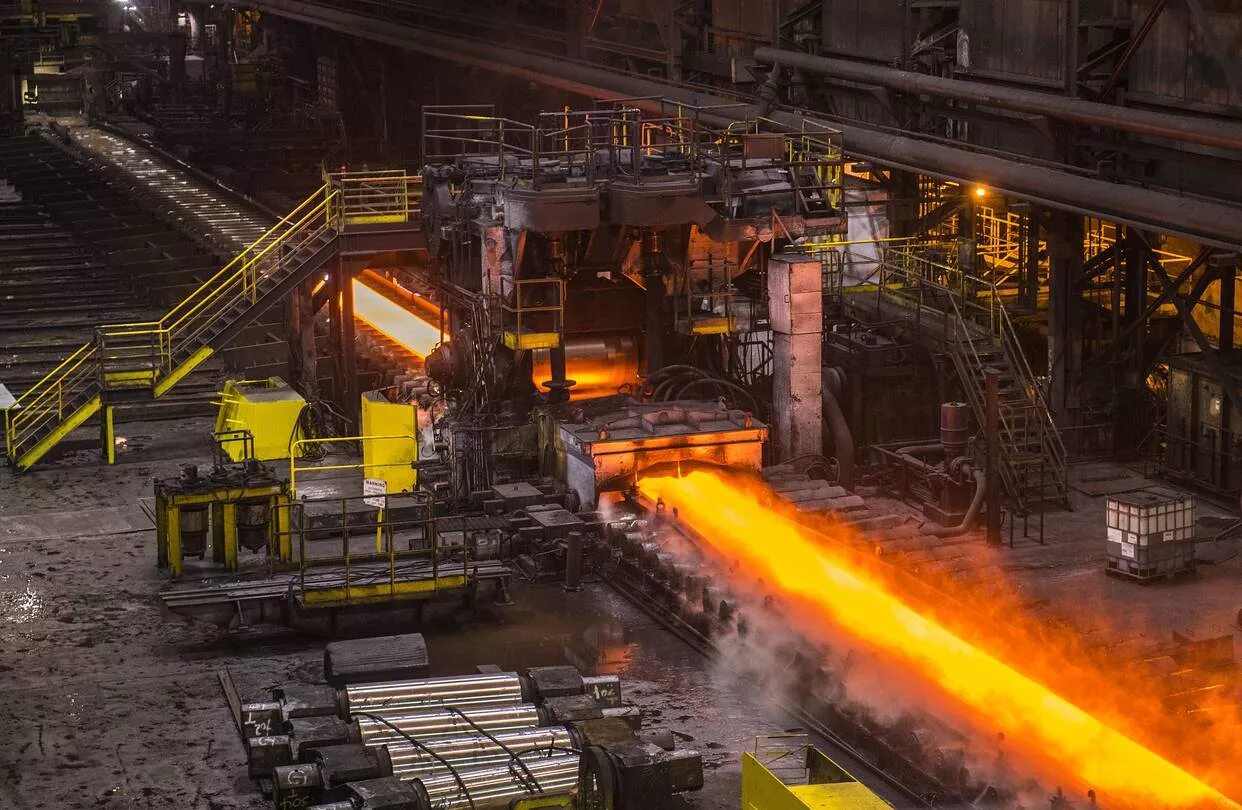 Топливная база черной металлургии. Металлургический комбинат США. Сталелитейный завод в США. Металлургический завод Гэри в США. Сталеплавильные заводы США.