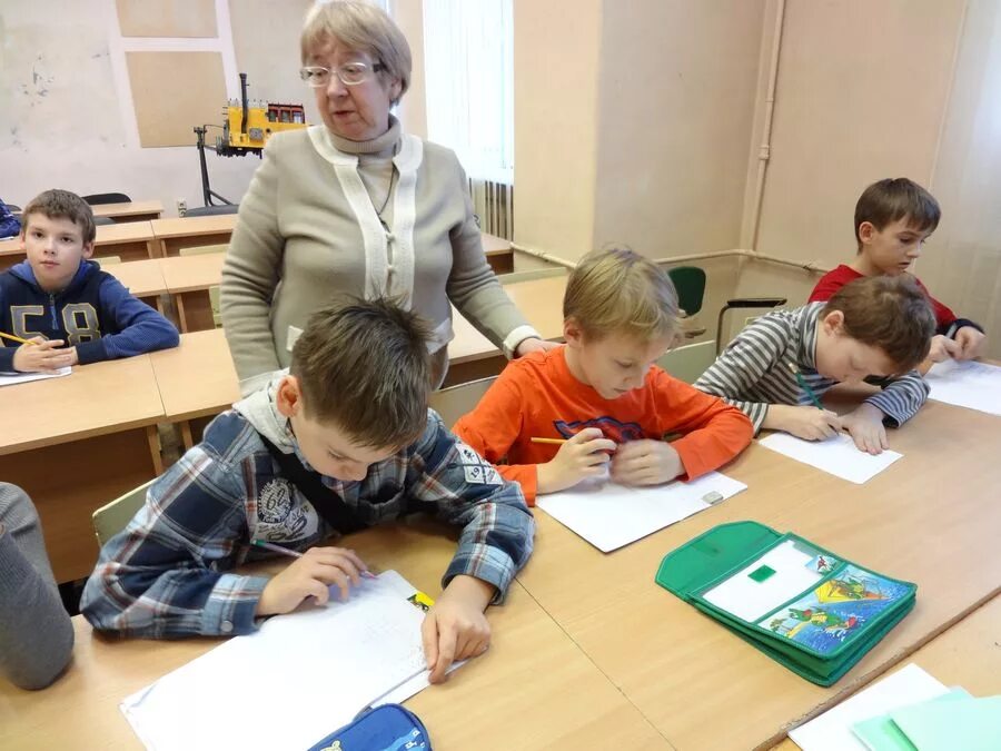 математические кружки для дошкольников. на занятии в математическом кружке предложили. кружок математики в начальной школе. математические кружки. занятия математического кружка.