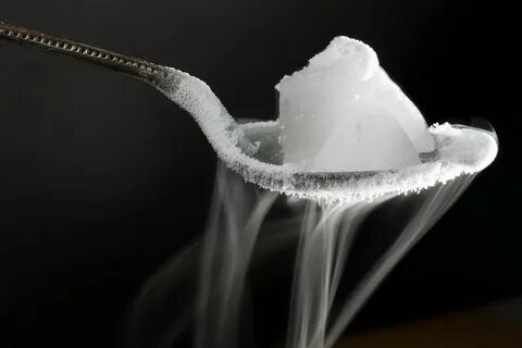 Может углекислый газ находится в твердом состоянии