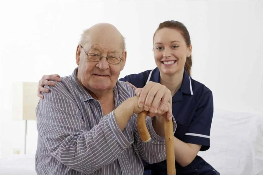 Лежачий пожилой. Сиделка для пожилого человека фотосток. Забота о пожилых. Трость для слепых. Слепые инвалиды.