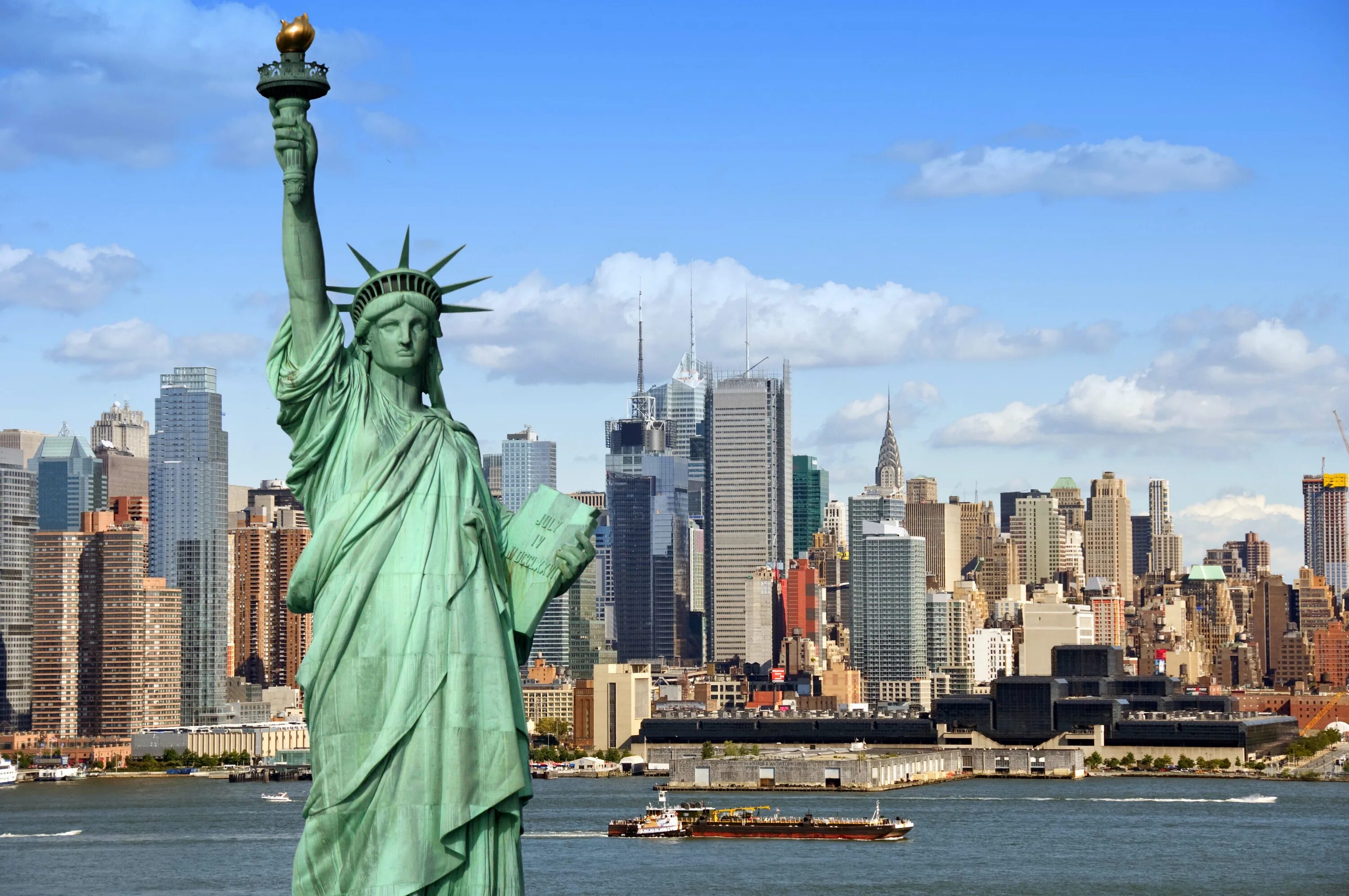 Статуя стран. Статуя свободы Нью-Йорк. Статуя свободы (г. Нью-Йорк). Манхэттен статуя свободы. Нью Йорк статуясвободу.