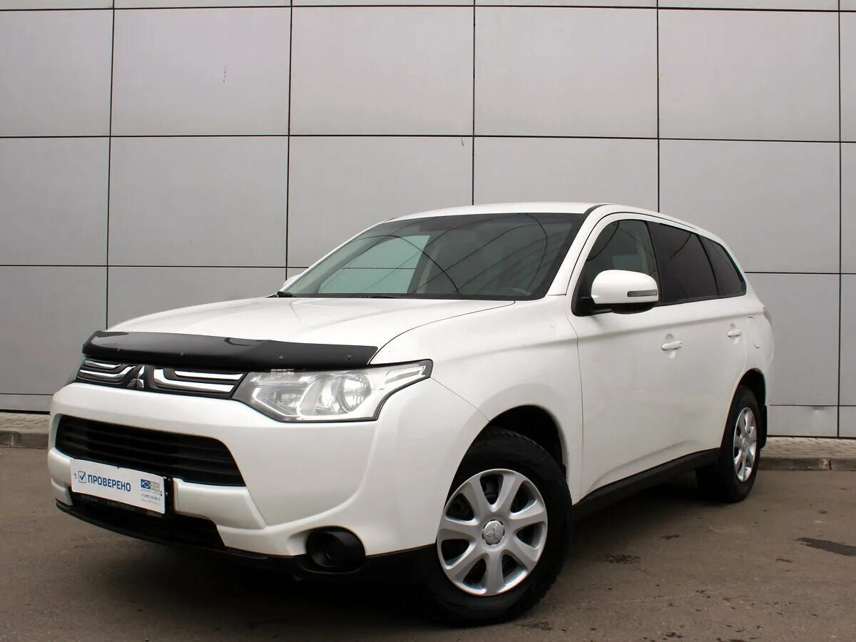 Купить мицубиси в нижнем новгороде. Митсубиси Аутлендер 2013 белый. Mitsubishi Outlander 2013. Митсубиси Аутлендер 2013г. Mitsubishi Аутлендер 2013.