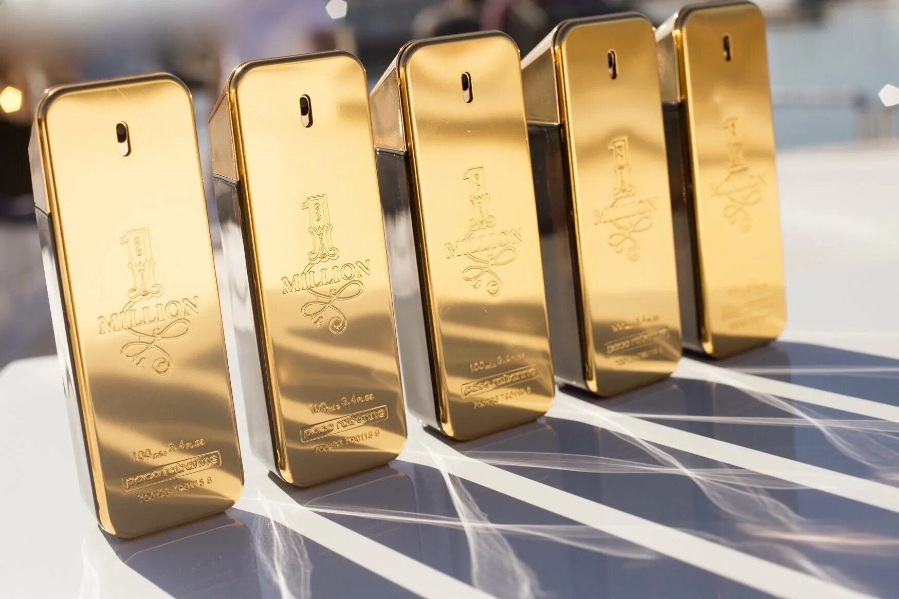 One million beers. Paco rabanne 1 million. духи paco rabanne золотой слиток. туалетная вода paco rabanne 1 million. пако рабан слиток.