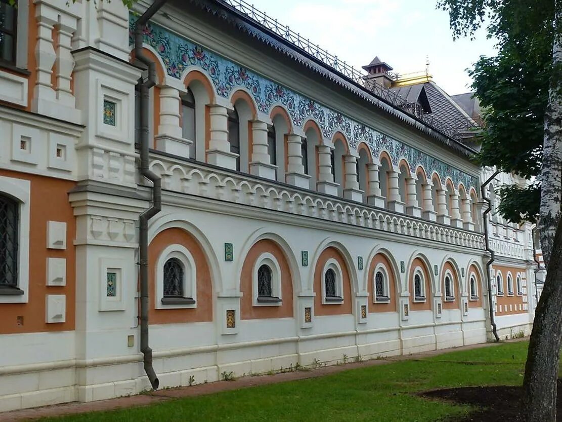 В каком городе находилась резиденция митрополита. Патриаршее подворье в Переделкино. Резиденция Патриарха в Переделкино. Резиденция Патриарха (подворье).