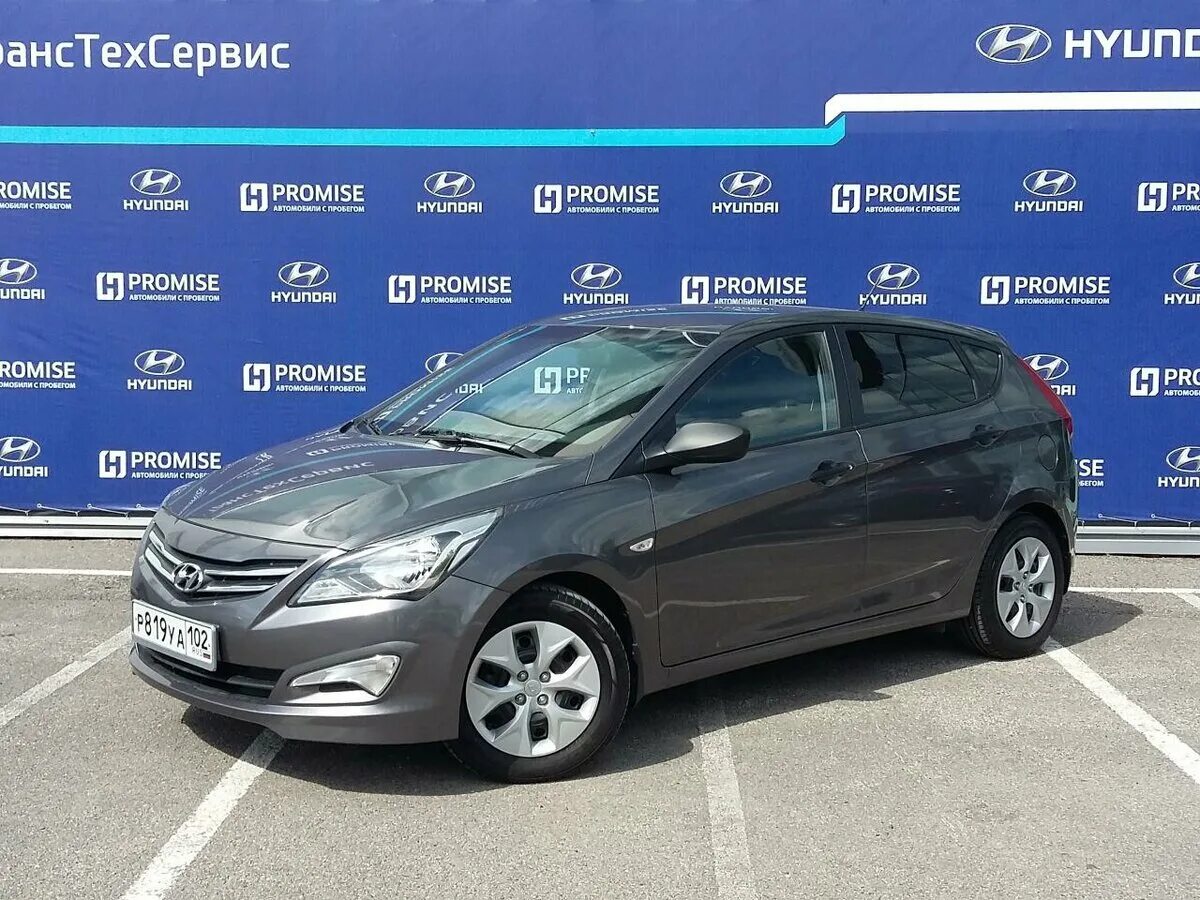 Купить хендай солярис в нижнем новгороде. Hyundai Solaris 1.4 at. Hyundai Solaris 2014 1.4 at серебристый. Hyundai Solaris 2014 1.4 at серая. Hyundai Solaris 2014 1.4 at хэтчбек серая.