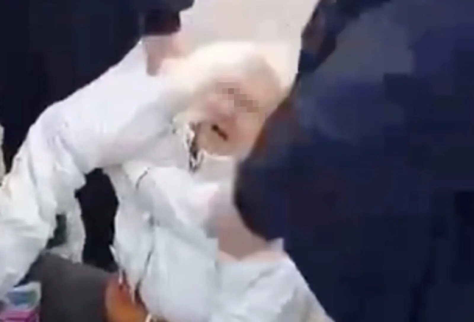 Бабушку осудили. Бабушку осудили. Бабушку осудили. Александр миягашев хакасия суд. Пенсионер за решеткой.