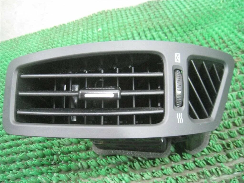 Дефлектор на торпеду. 2 бензин дефлектор торпеды. Правый дефлектор торпеды. Дефлектор матиз торпедо. Дефлектор на торпеду.