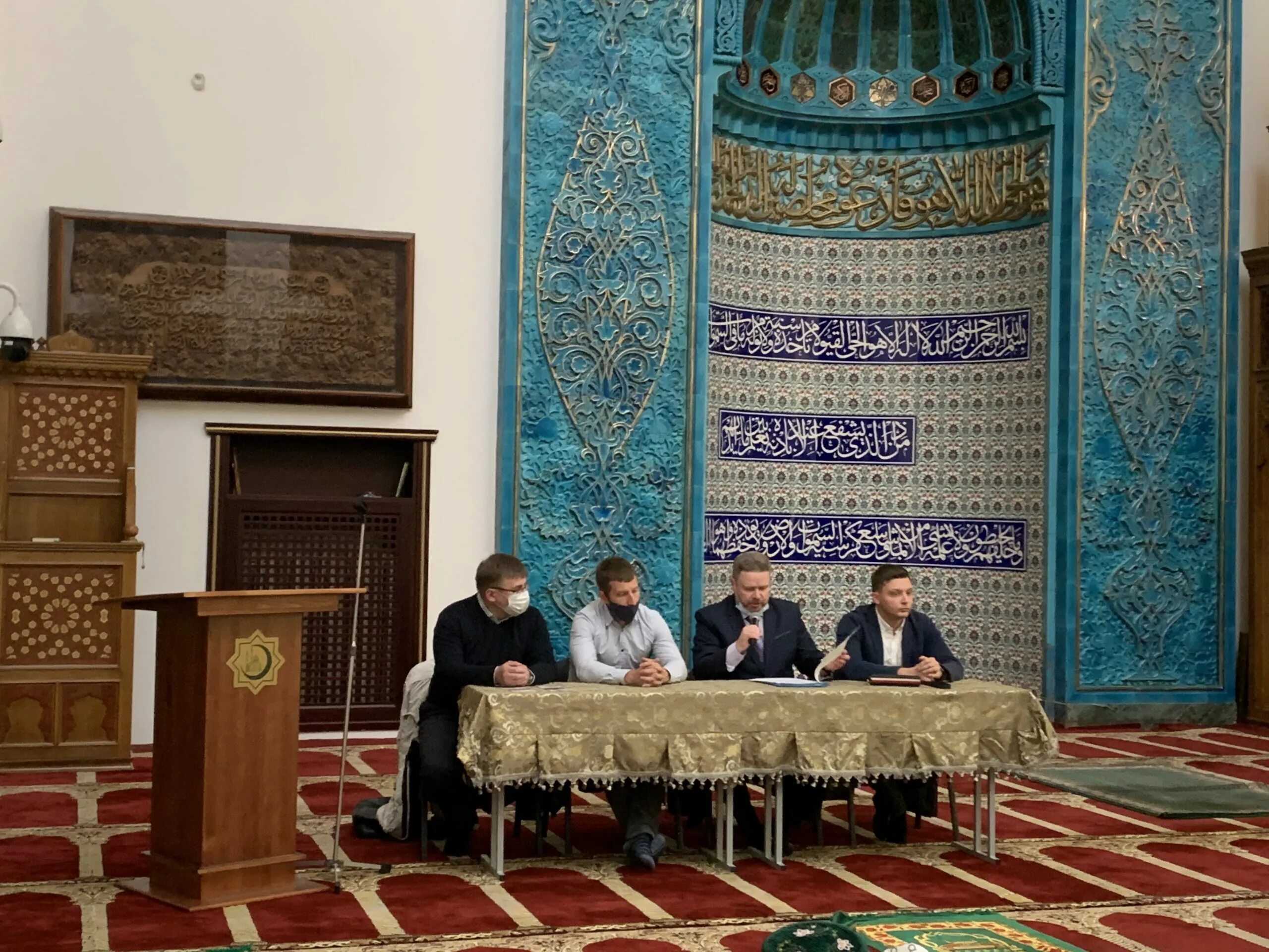 Таравих муфтията дагестана. Джума намаз в москве в соборной мечети. Мечеть ихсан ульяновск. Время намаза в соборной мечети. Султан хазрат рамазан мечеть.