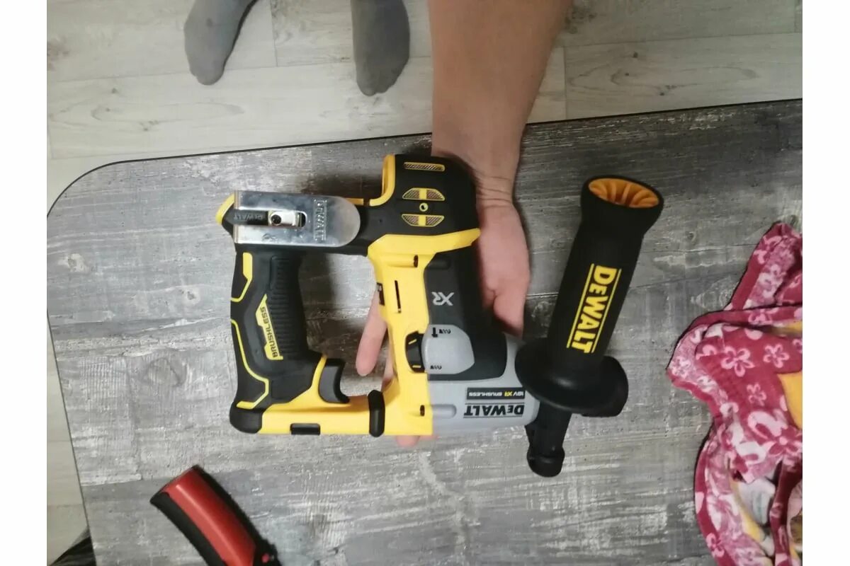 Перфоратор dewalt dch172n. Dewalt dch 172 перфоратор. dewalt 18 в xr sds-plus dch172n-xj. бесщеточный перфоратор dewalt 18 в xr.