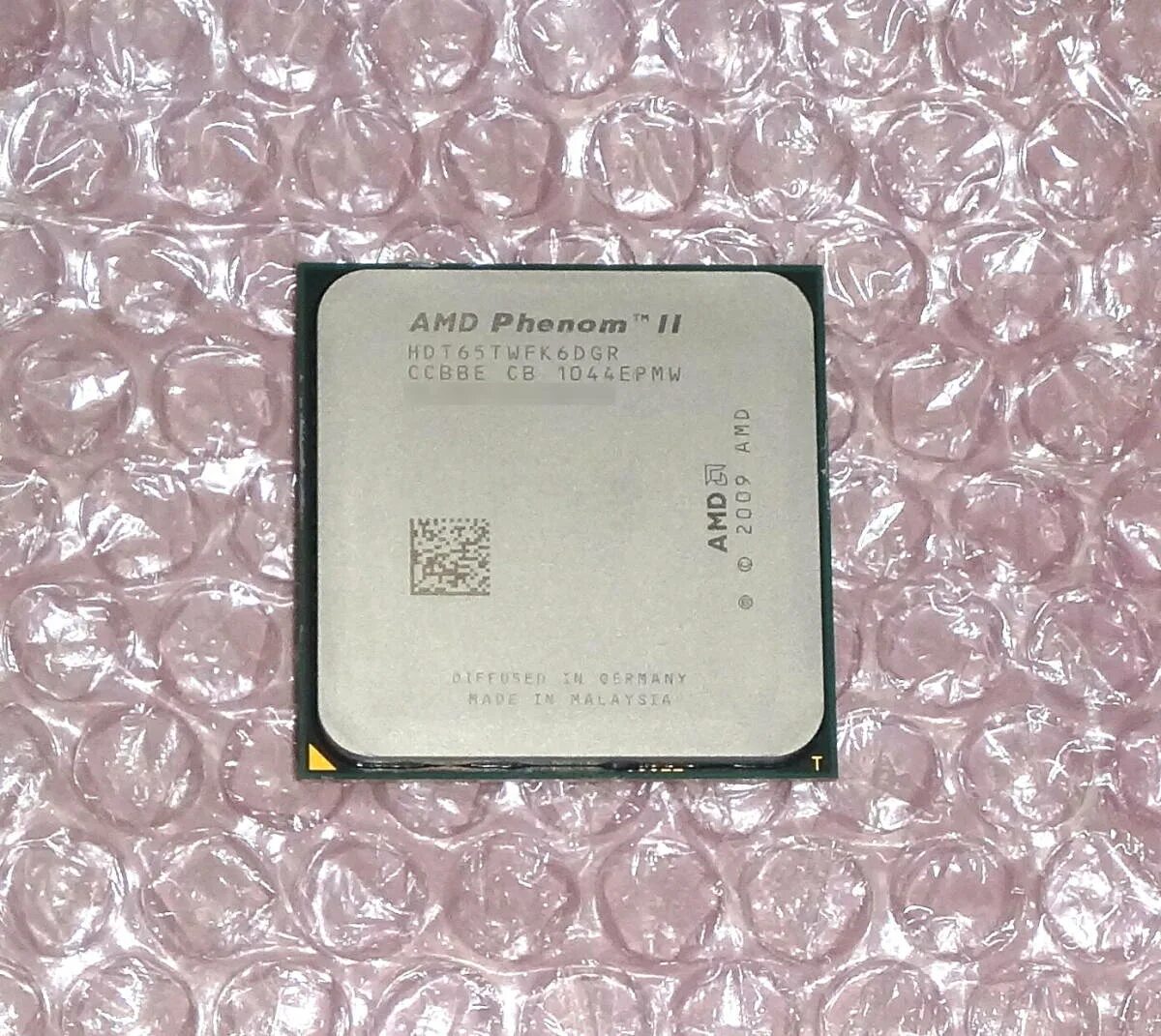 Amd phenom ii x6 купить. AMD Phenom 2 hdt65twfk6dgr. AMD Phenom™II x6. AMD Phenom II x6. AMD Phenom II x6 1065t.