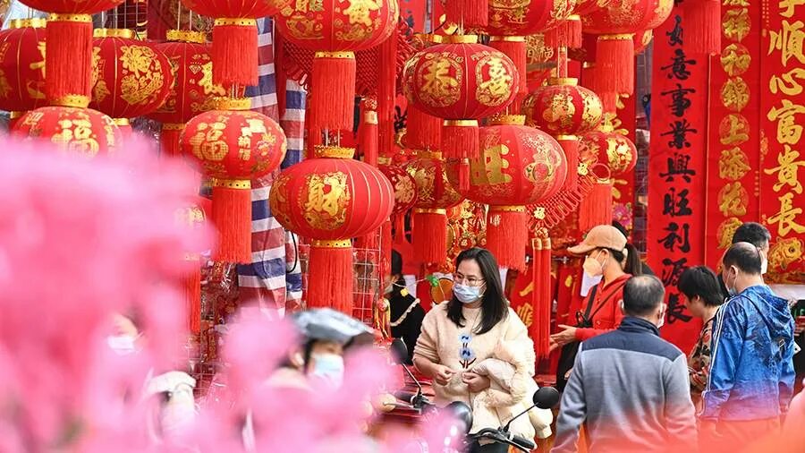Китайские праздники. Китайские праздники. Китайский новый год в шанхае. Праздник весны в китае. Китайский новый год.