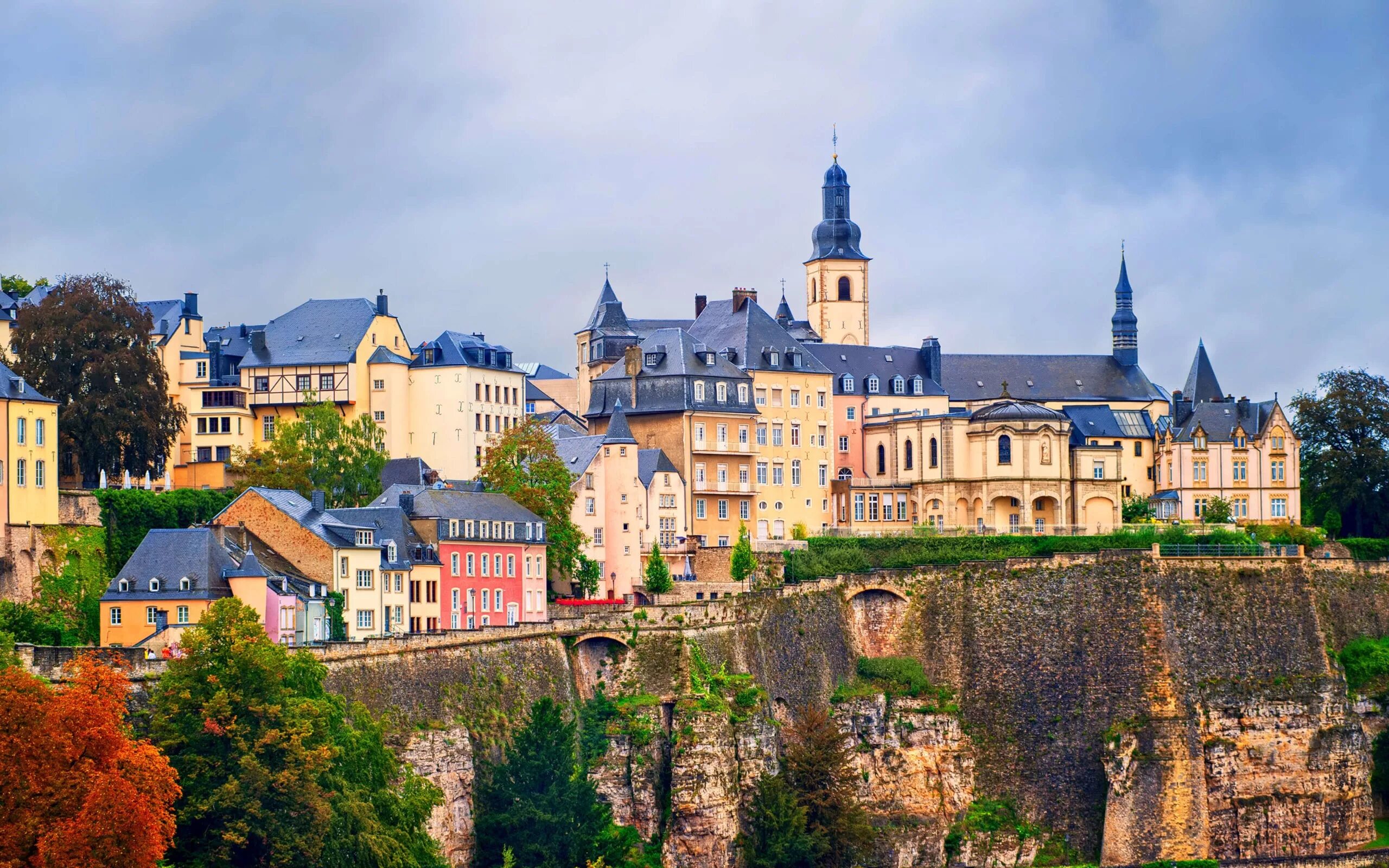 На каком говорят в люксембурге. Великое герцогство Люксембург. Герцогство Люксембург столица. Столица Люксембурга столица Люксембурга. Люксембург центр города.