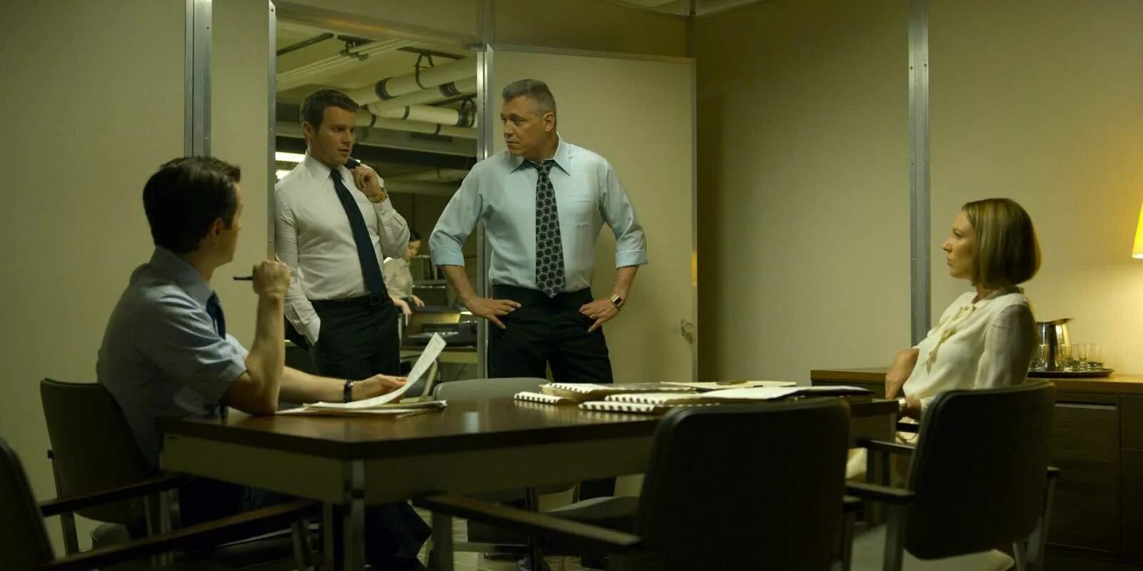 Маньяк фбр. Маньяк фбр. Охотники за разумом нетфликс. Фильм подстава фбр. Маньяк фбр.