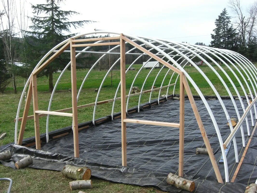 Парник из труб своими руками фото. Парник Greenhouse т-21. Каркас теплицы "огуречник". Теплица из пластиковых труб. Каркасы для парников.